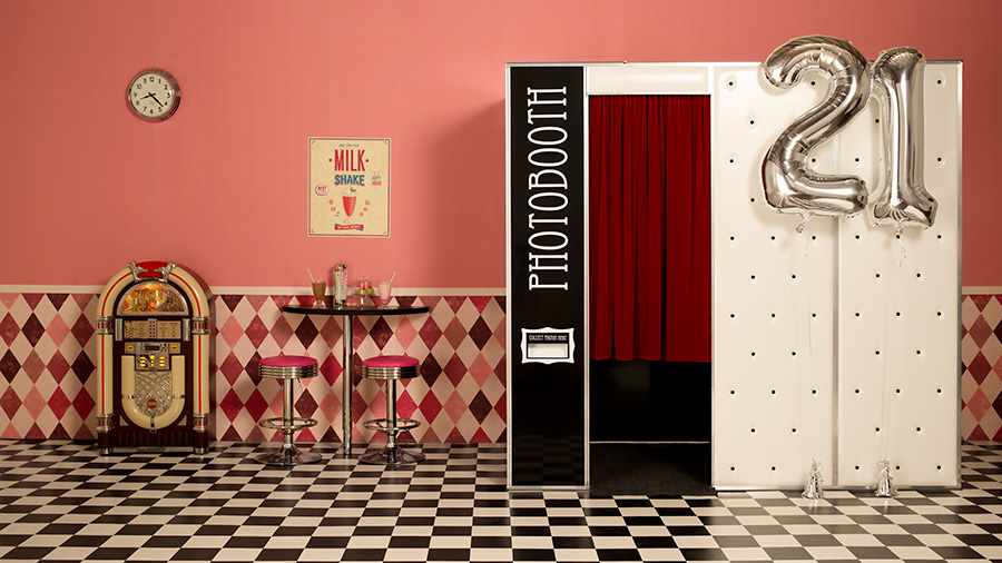 Vintage Photo Booth Hire In the Booth Photobooths
