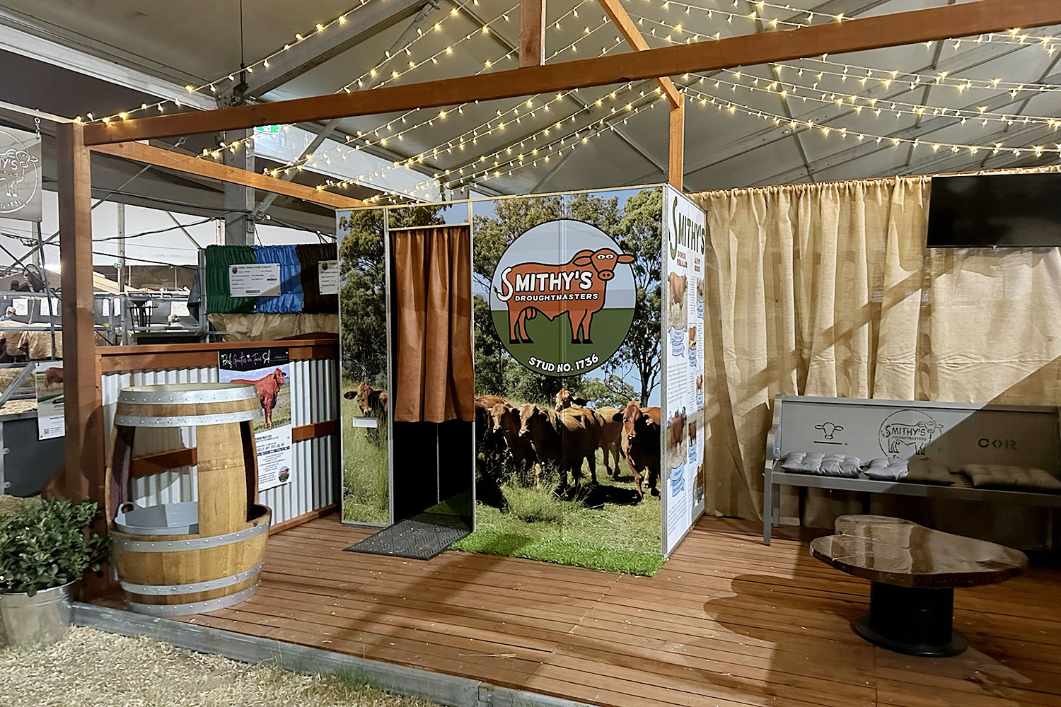 Full Booth 26