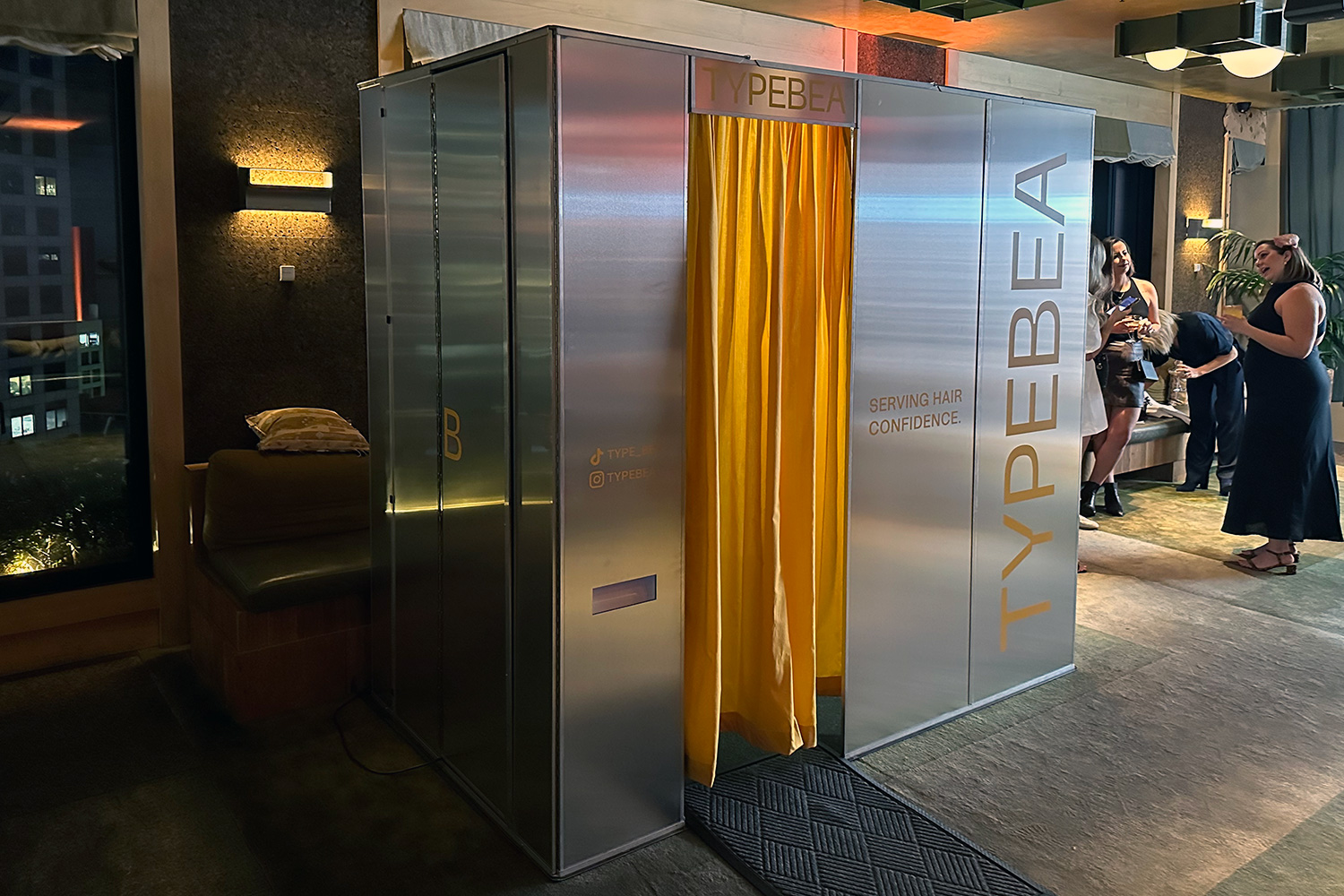 Platinum Photo Booth
