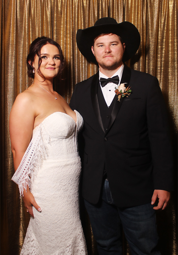 Country Bride & Groom